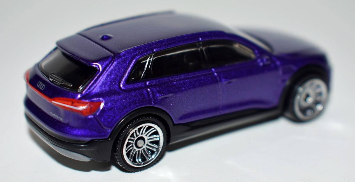 Matchbox - Audi E-Tron SUV