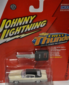 Johnny Lightning Chevy Thunder - Rare White Lightning - 1970 Chevrolet Monte Carlo