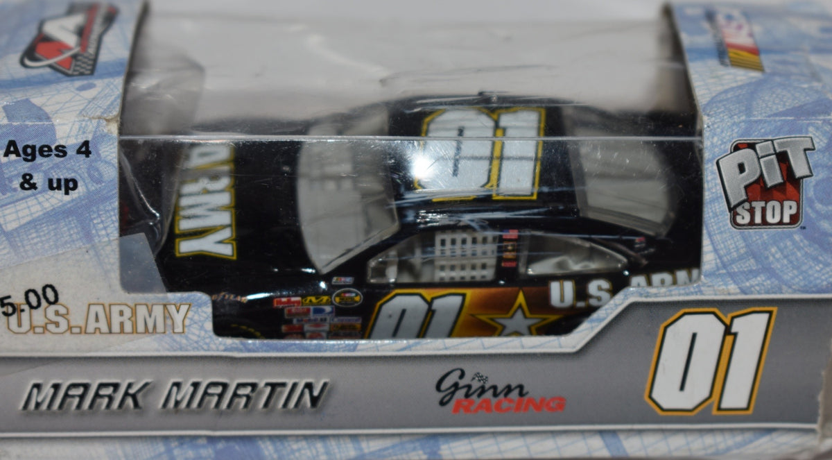 Action - NASCAR - Mark Martin Ginn Racing ARMY Chevrolet Monte Carlo