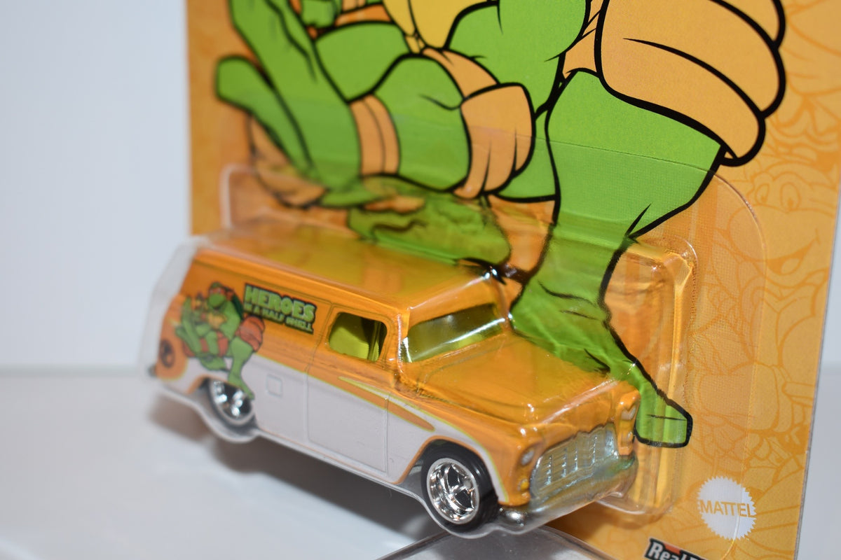 Hot Wheels Premium - Teenage Mutant Ninja Turtles - Michelangelo's 55 Chevy Panel Truck
