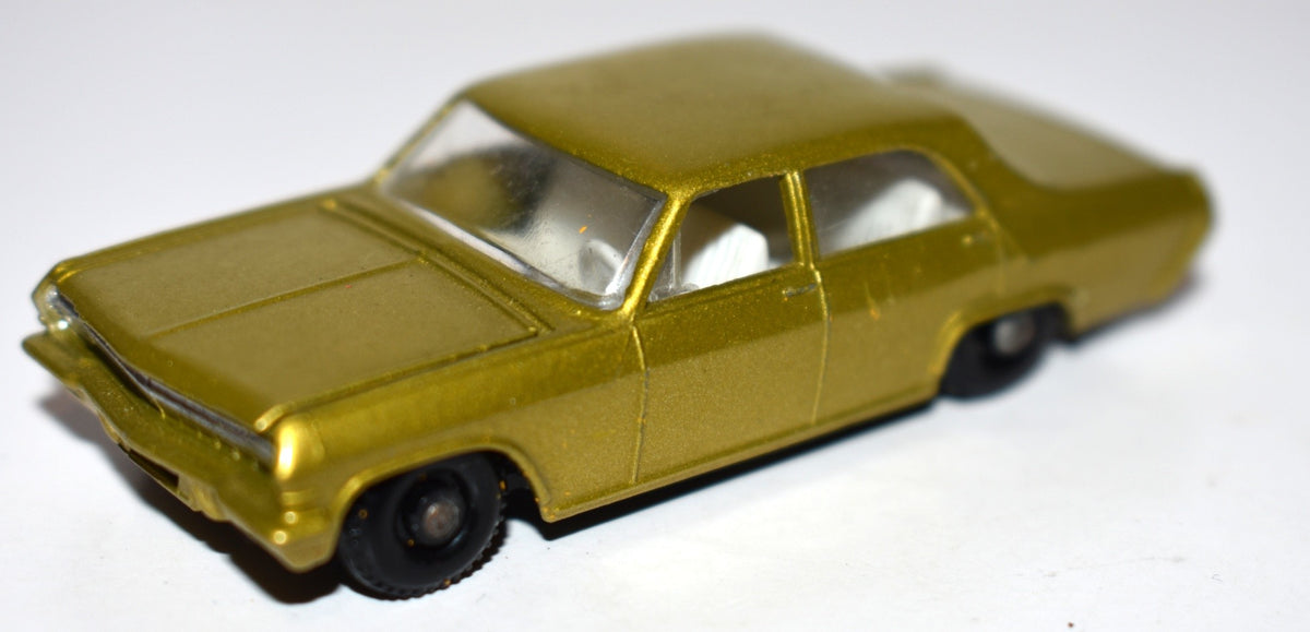 Matchbox Regular Wheels (36-C-2) Opel Diplomat