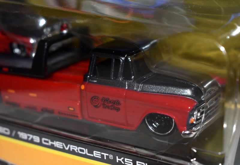 Maisto Elite Transport 1957 Chevy Flatbed Wrecker and 1979 Chevy K5 Blazer