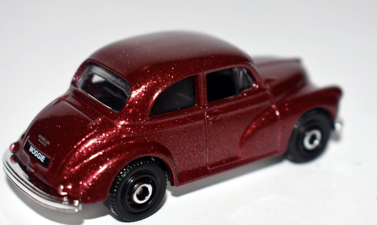 Matchbox  - Morris Minor Saloon