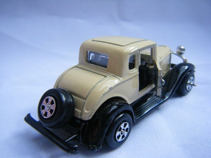 Ertl - 1932 Ford Model A Coupe