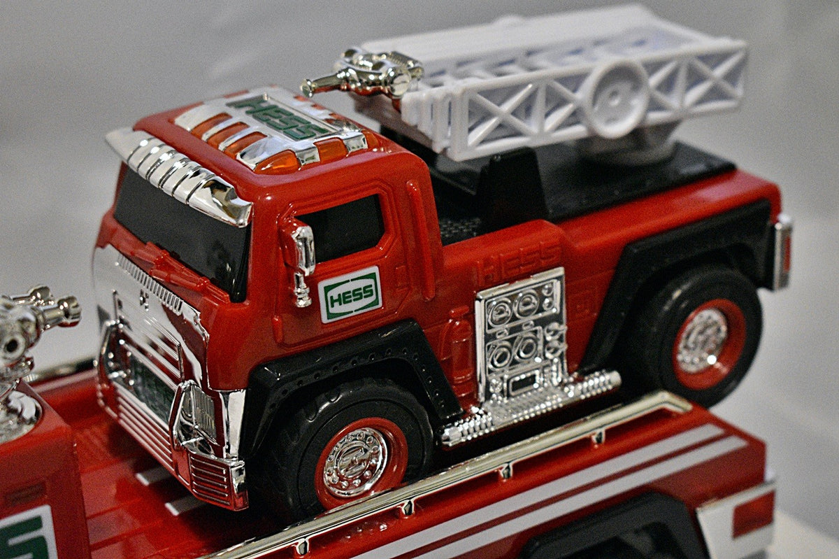 Hess - 2015 Hess Fire Truck Set