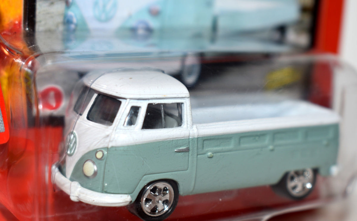 Johnny Lightning Volkswagens - 1966 VW Type 2 Pickup Truck