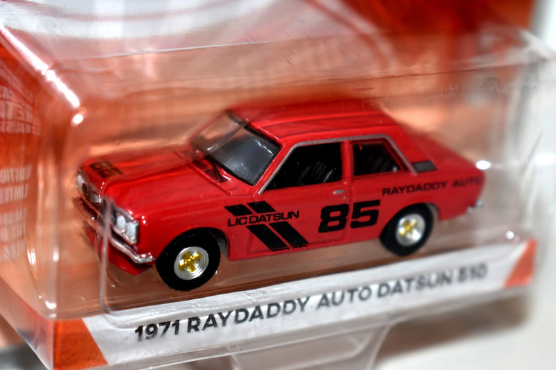 Greenlight - Tokyo Torque -  1971 RayDaddy Auto Datsun 510  Sedan