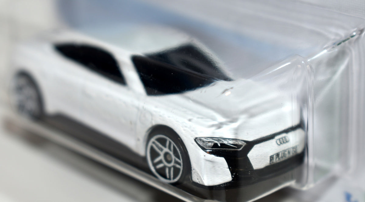 Hot Wheels  - Audi RS E-TRON GT