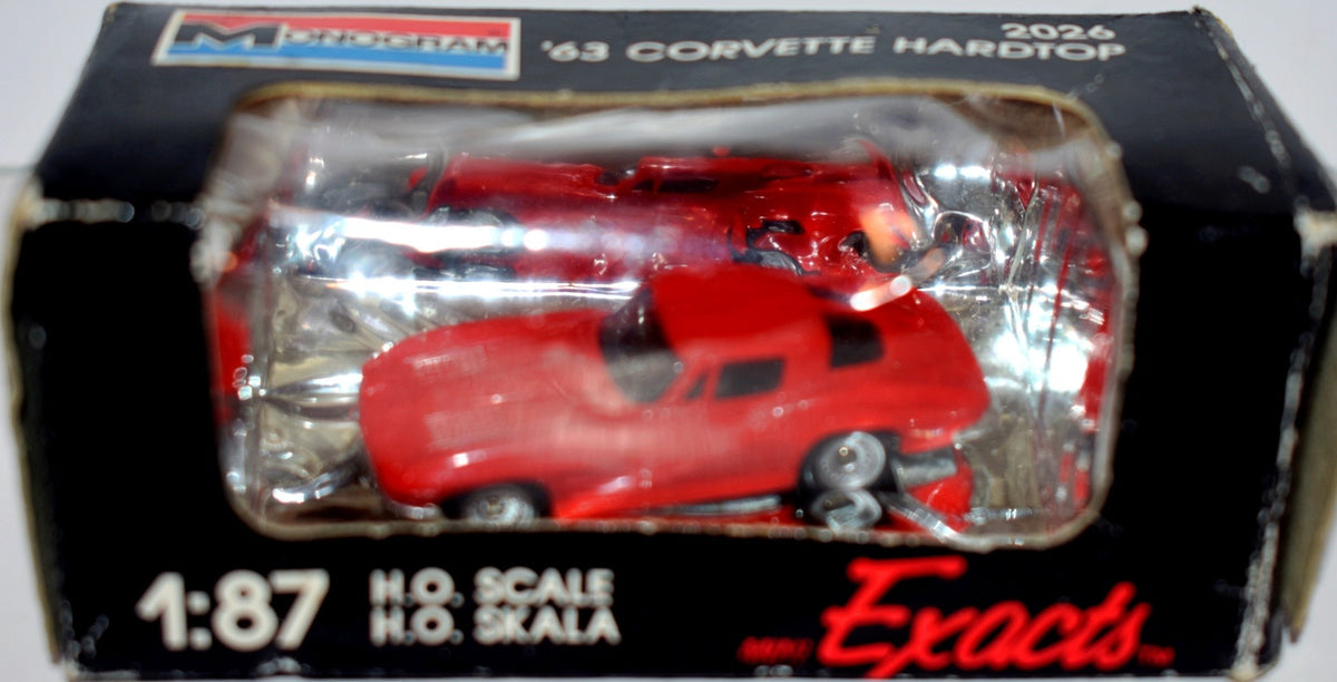 Monogram Mini Exact Series - 1963 Chevrolet Corvette Split Window Coupe