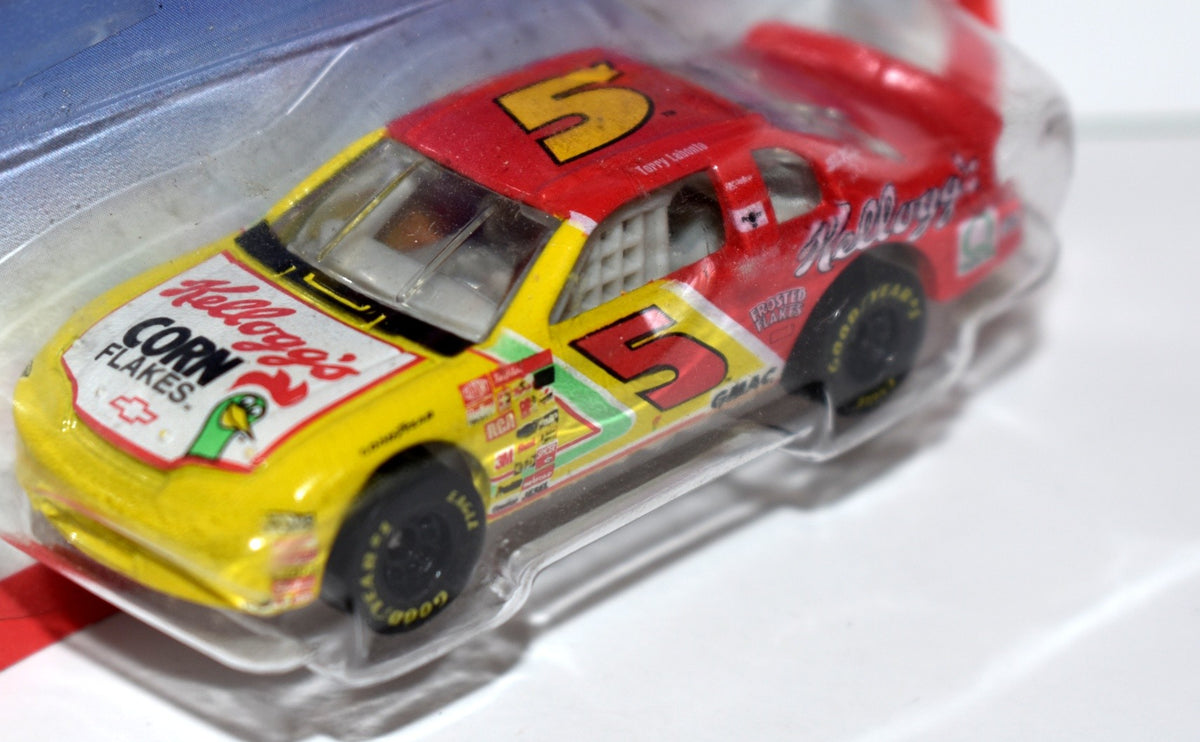 Hot Wheels Pro Racing - 1997 Terry Labonte Corn Flakes 40 Chevy Monte Carlo Stock Car