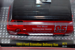 M2 Machines Detroit Muscle Edelbrock - 1963 Ford Econoline Van