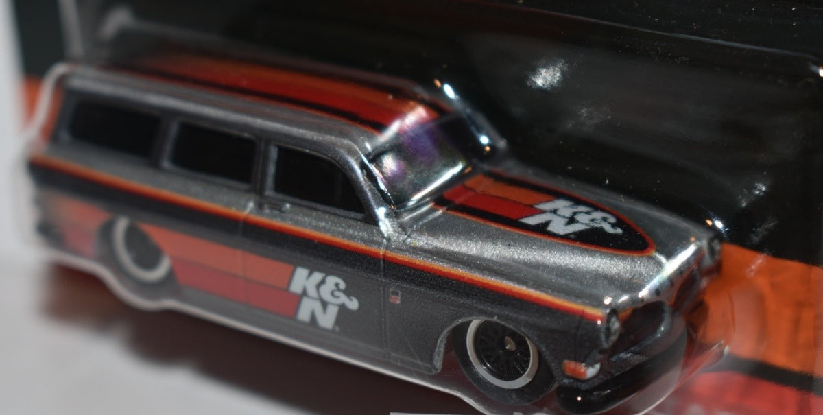 Hot Wheels - Premium -  K&N Volvo P220 Amazon Estate
