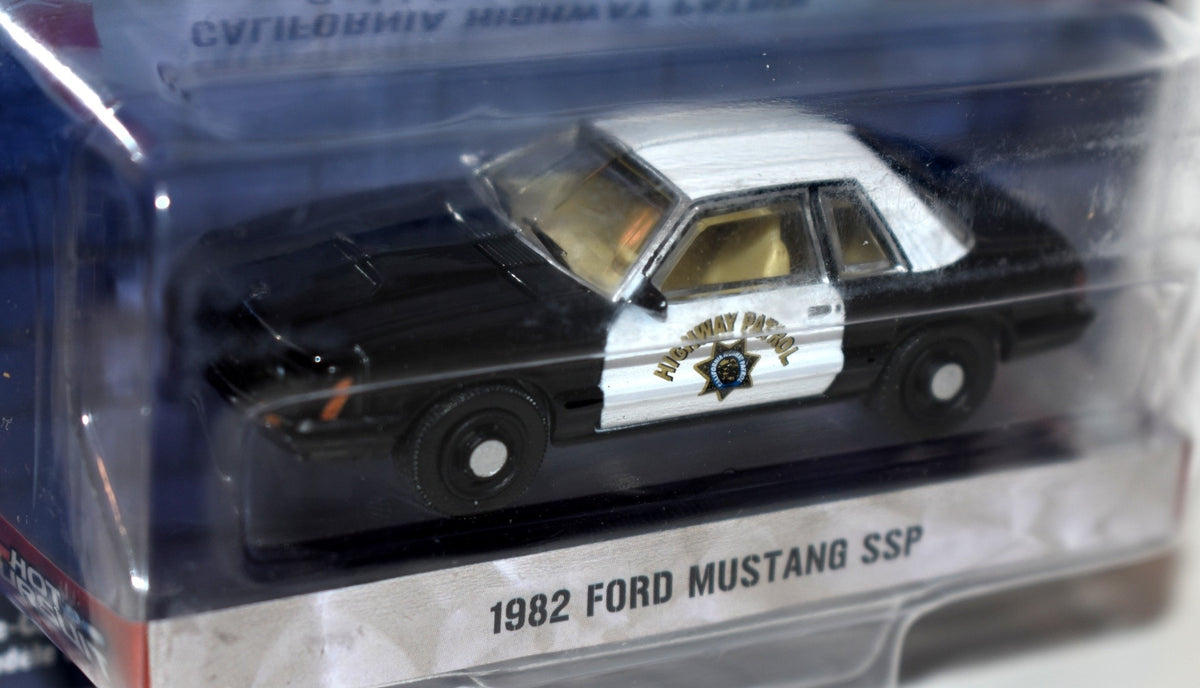 Greenlight Hot Pursuit - California Highway Patrol 1982 Ford Mustang SSP