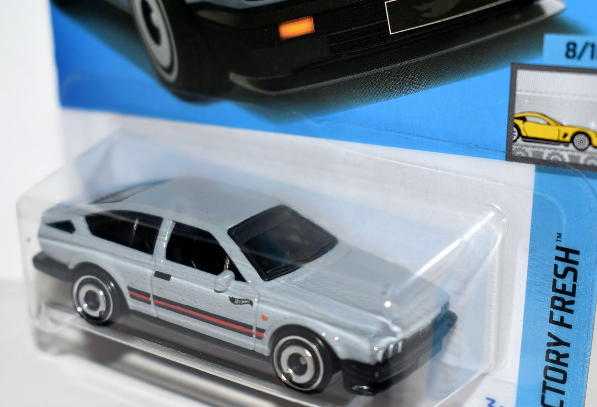 Hot Wheels - Alfa Romeo GTV6 3.0