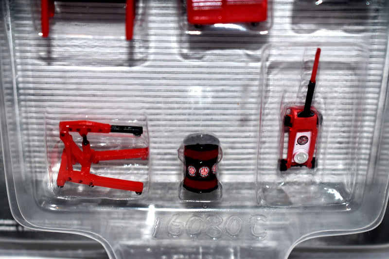 Greenlight Shop Tool Accessories - Marvel Mystery Oil Shop Tools