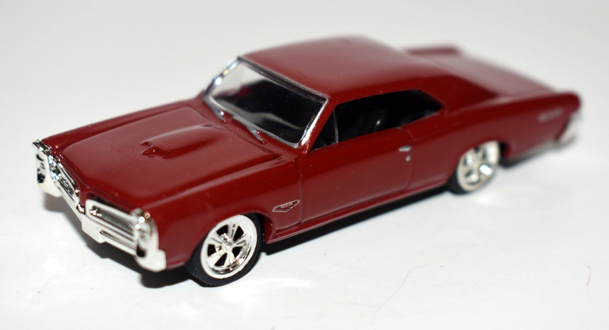 Ertl - American Muscle - 1967 Pontiac GTO