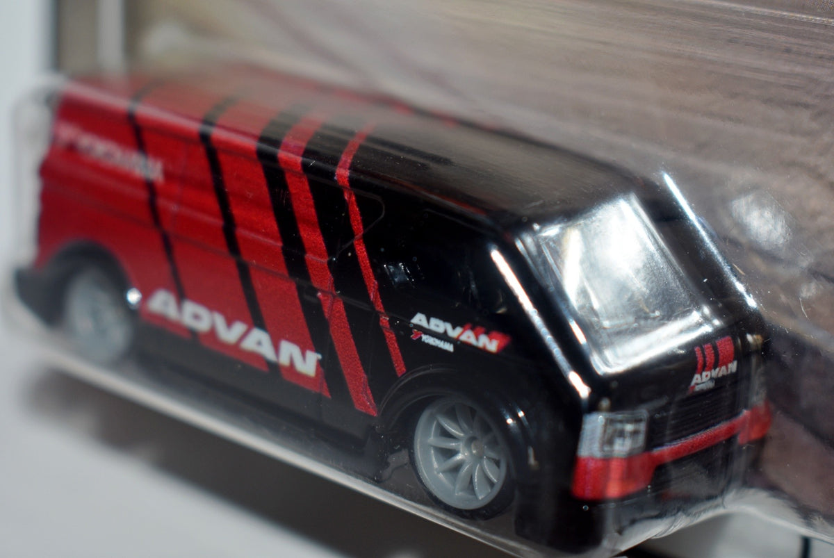Hot Wheels - Premium - MBK Van - Yokohama Advan Custom Van