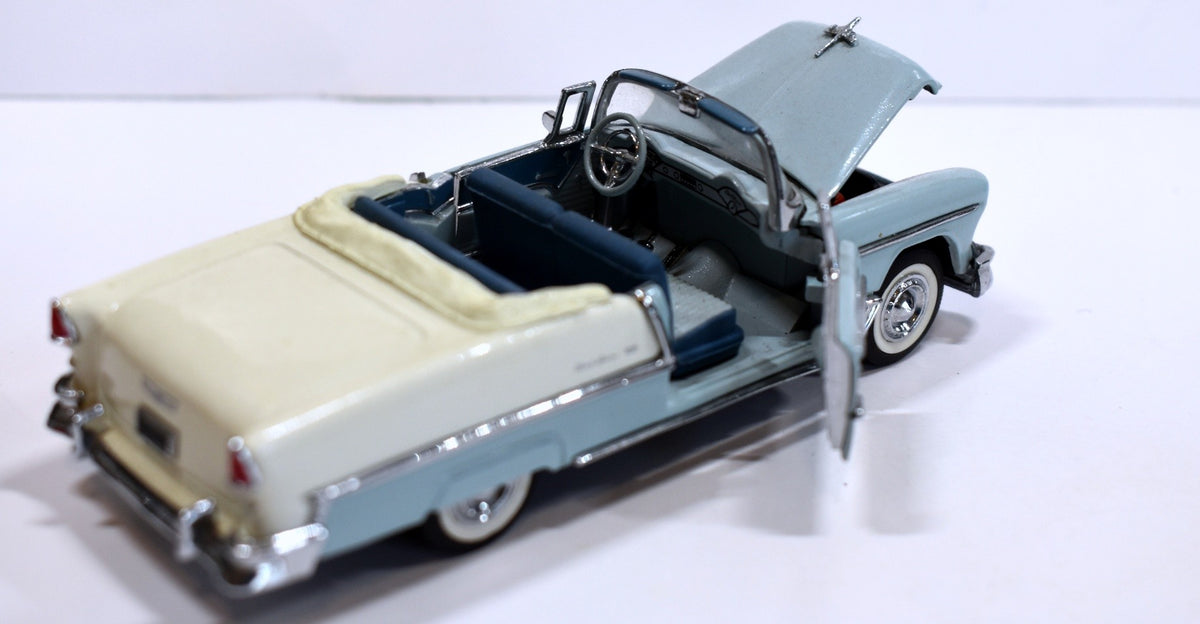 The Franklin Mint - 1955 Chevrolet Bel Air Convertible
