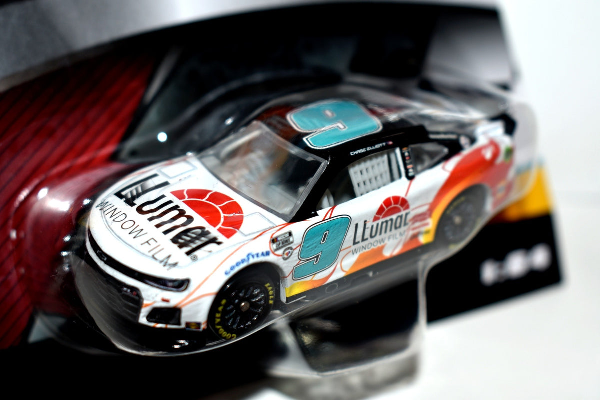 NASCAR Authentics Hendrick Motorsports - Chase Elliott LLumar  Chevrolet Camaro