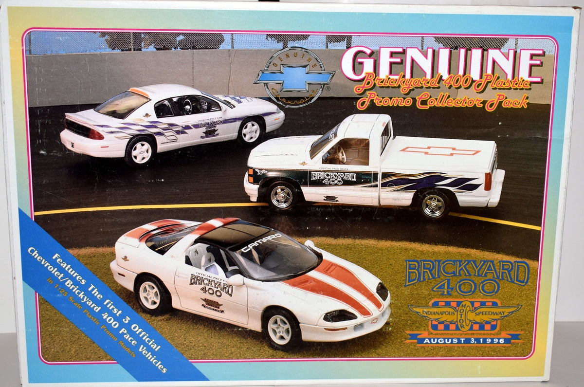 AMT Dealer Promo - Rare Certified 1-1000 1996 NASCAR Brickyard 400 Pace Vehicle Set