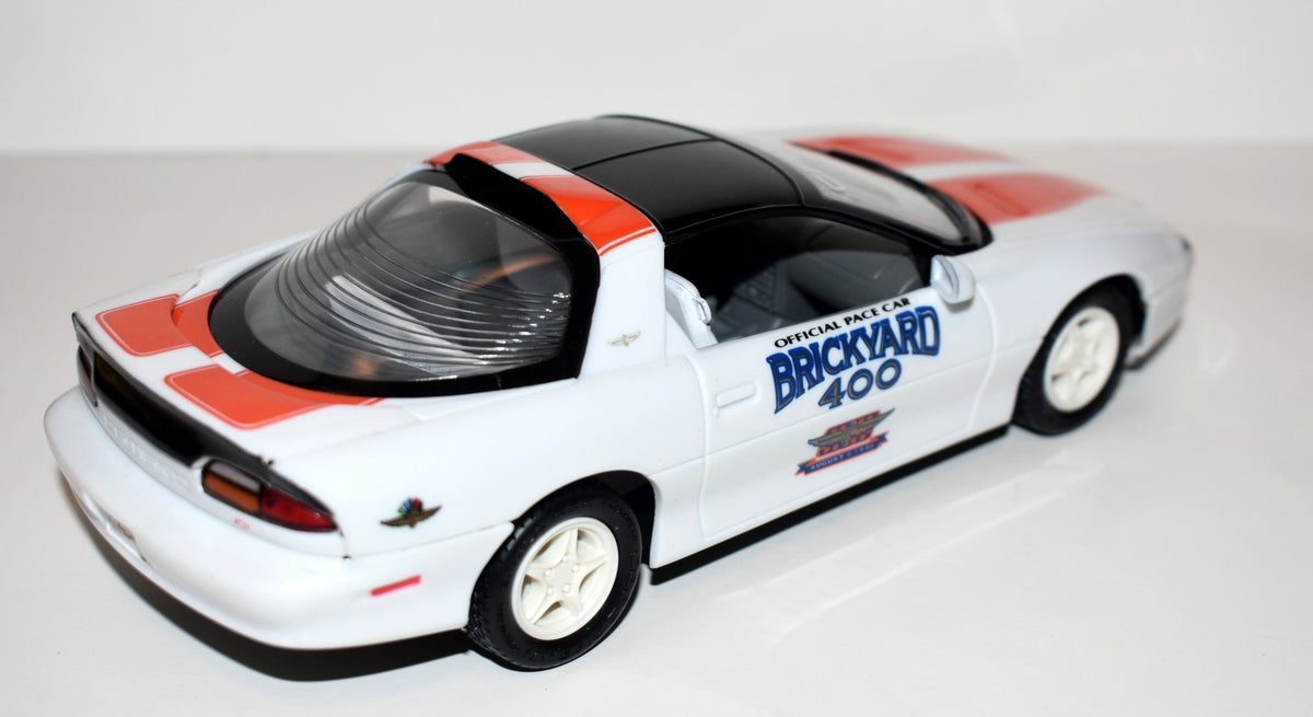 AMT Dealer Promo - Rare Certified 1-1000 1996 NASCAR Brickyard 400 Pace Vehicle Set