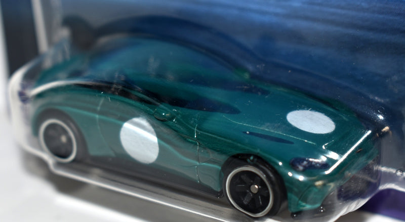 Hot Wheels - Premium -  Exotic Envy - Aston Martin V12 Speedster