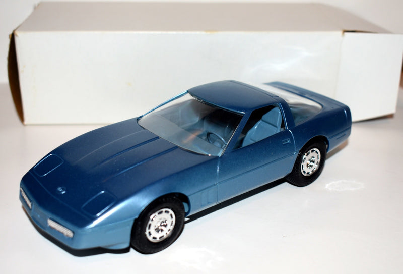 AMT Dealer Promo - 1985 Chevrolet Corvette Coupe
