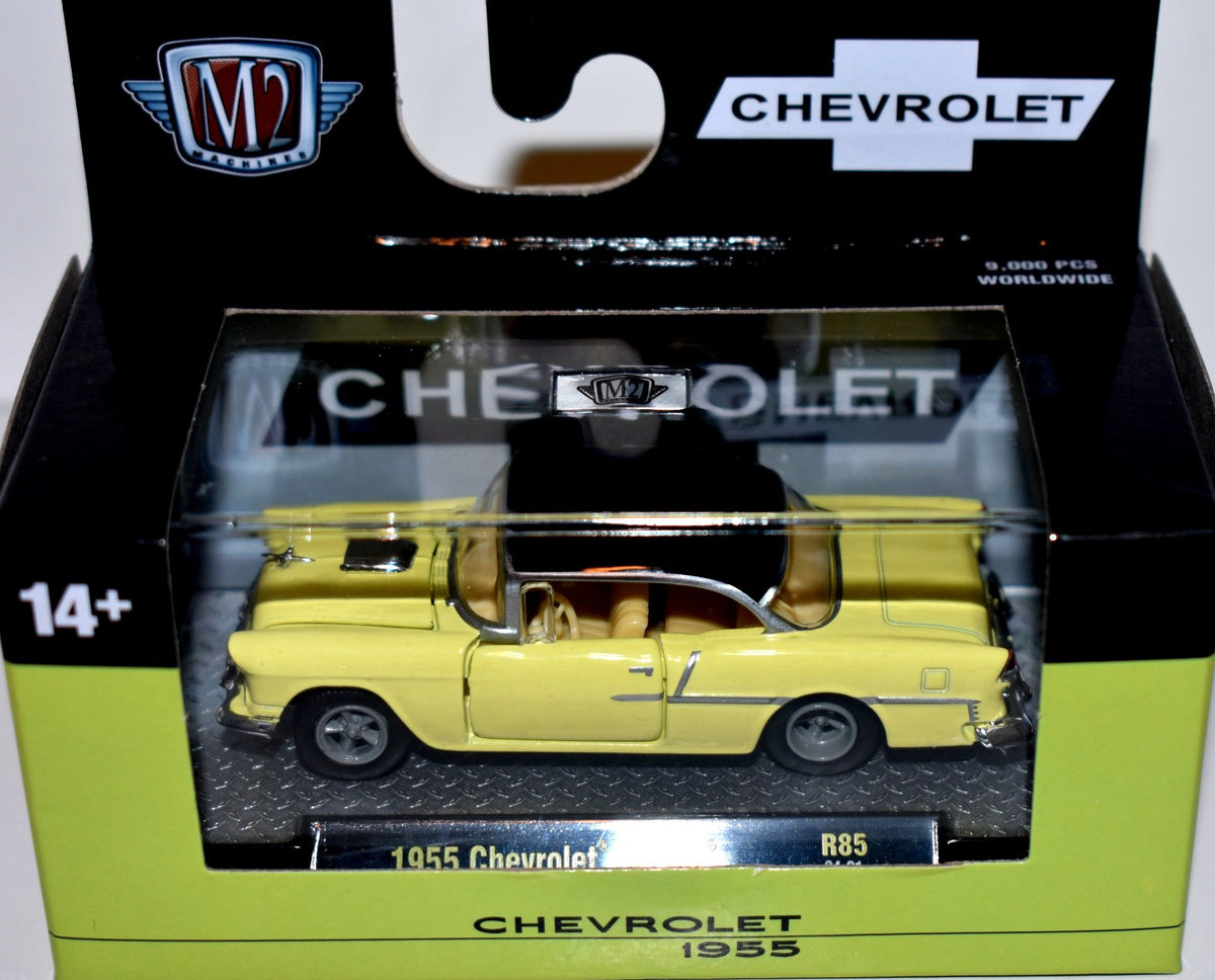M2 Machines Auto-Thentics - 1955 Chevrolet Belair Sport Coupe Gasser