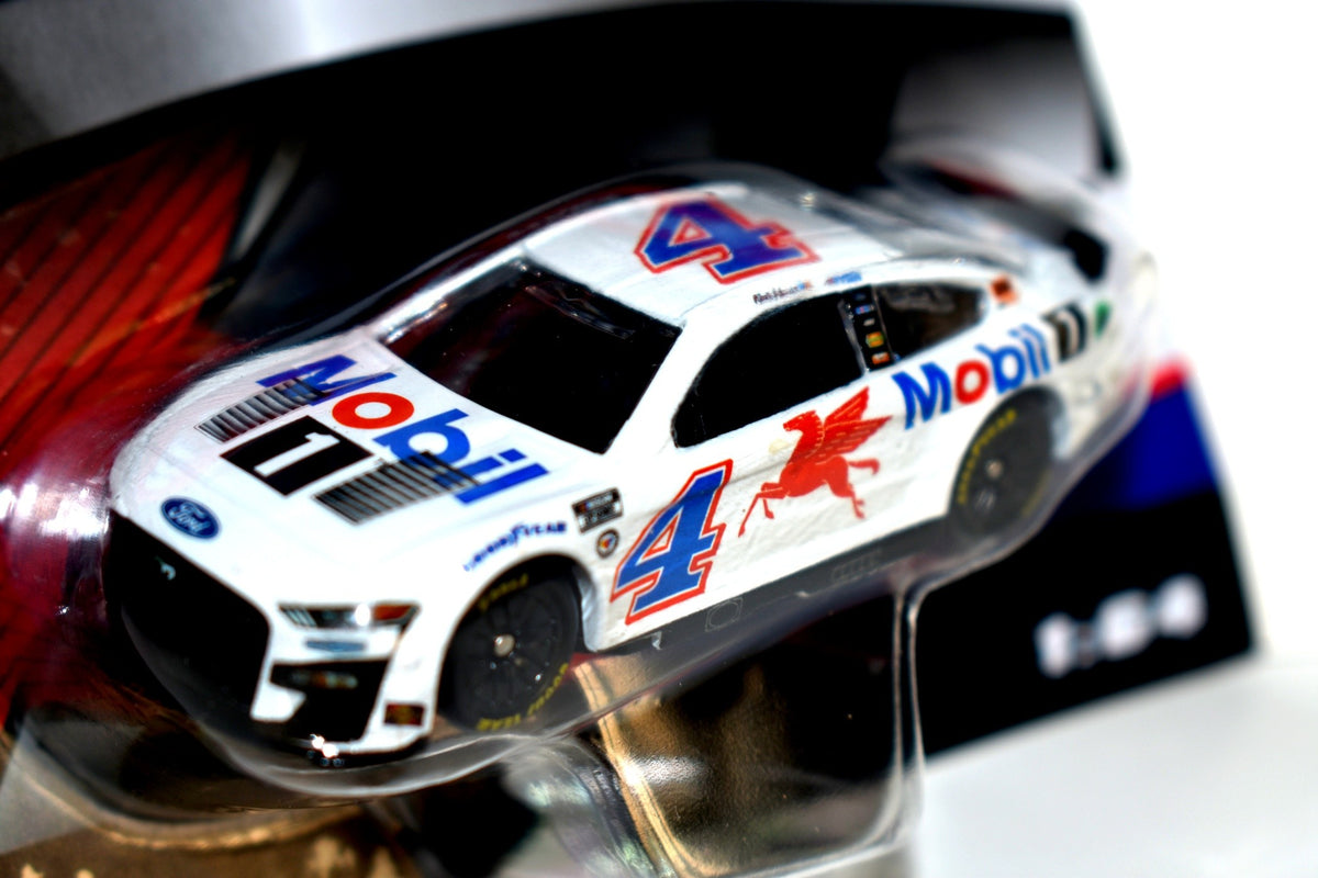 NASCAR Authentics -  Kevin Harvick Mobil 1 Ford Mustang