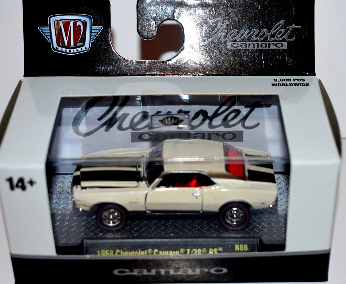 M2 Machines Auto-Thentics - 1968 Chevrolet Camaro Z28 RS