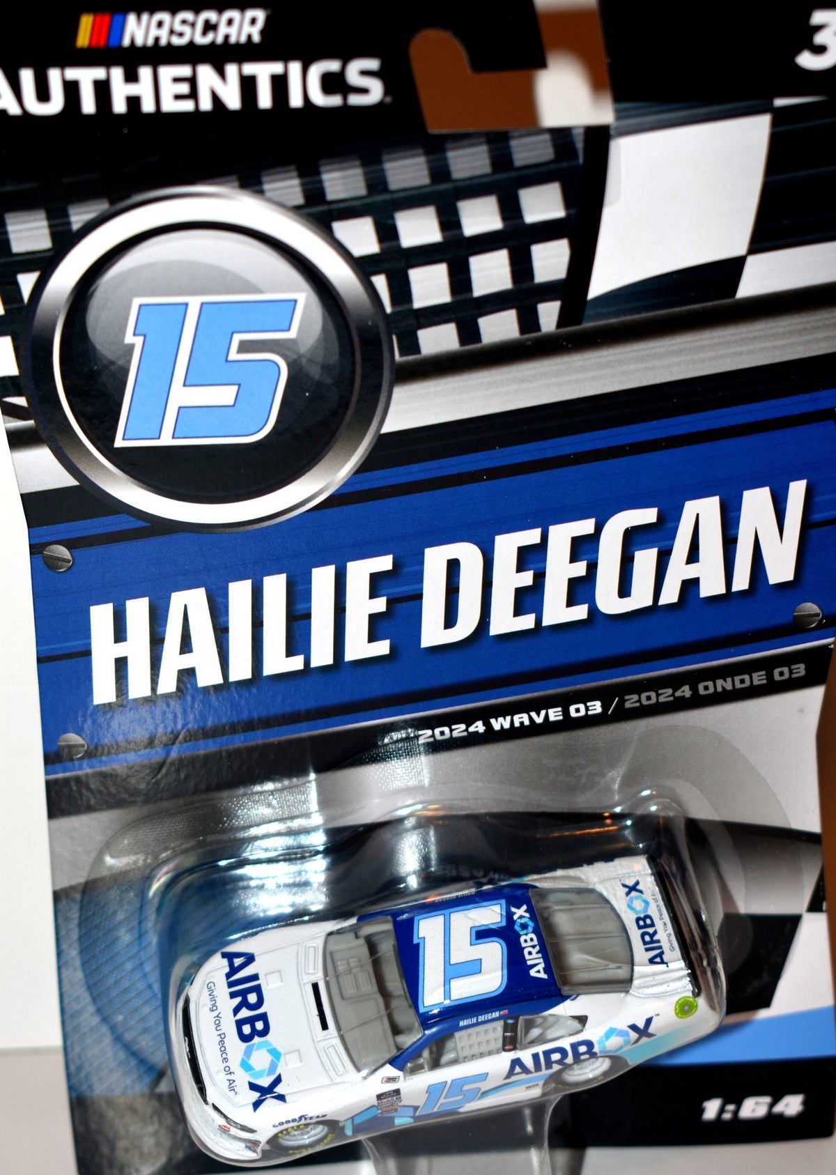 Lionel NASCAR Authentics - Hailie Deegan Toter Ford Mustang Stock Car