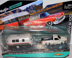 Maisto - Tow & Go - 1993 Chevrolet 454 SS Pickup Truck & Camper Trailer