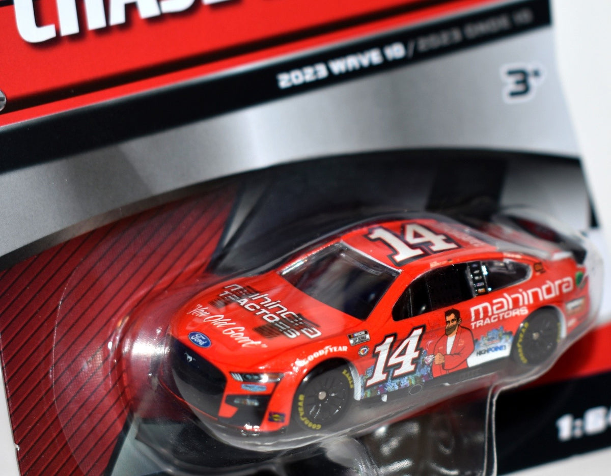 Lionel NASCAR Authentics - Chase Briscoe Mahindra Tractors Ford Mustang