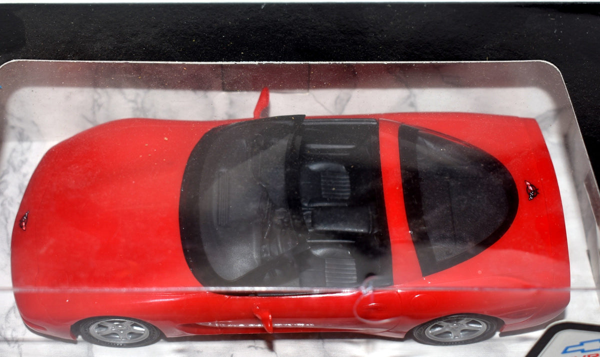AMT Dealer Promo - 1997 Chevrolet Corvette Coupe - Targa Off