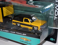 Maisto - Tow & Go - 1979 Chevrolet K5 Blazer and Centerline Wheels Trailer