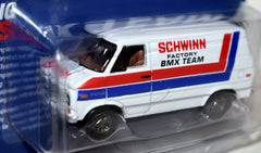 Johnny Lightning Pop Culture - Schwinn Factory BMX Shop Van - 1976 Chevy G20 Van