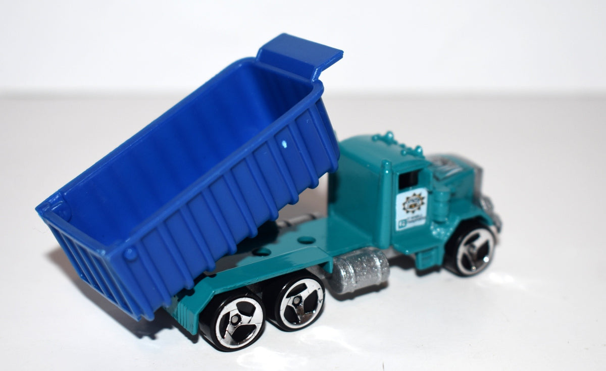 Hot Wheels (2000)  Peterbuilt Dump Truck