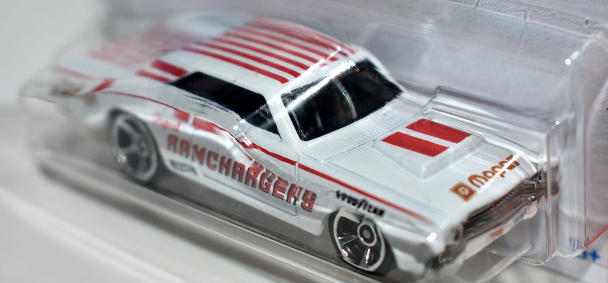 Hot Wheels - Ramchargers 1968 Dodge Dart