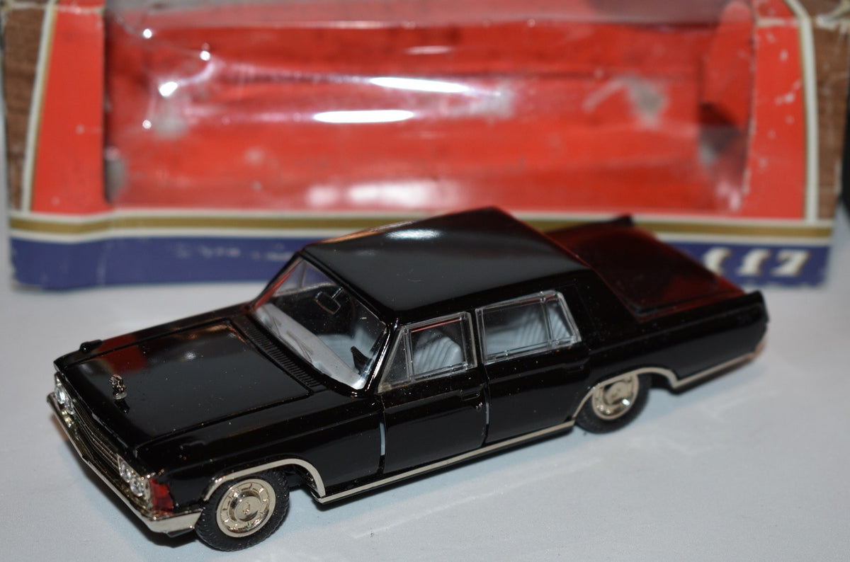 Vintage Russian Zil 117 Limousine