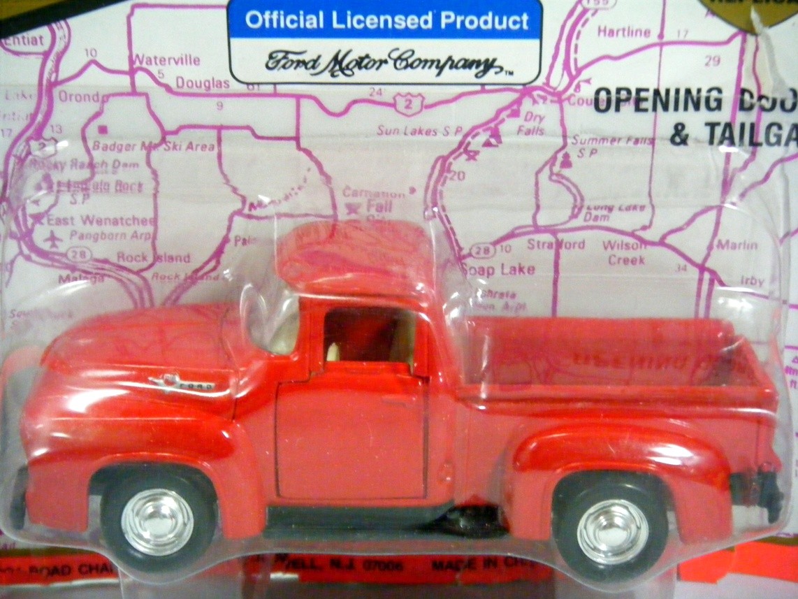 Road Champs Deluxe Series - 1950's Ford F100 Pickup Truck
