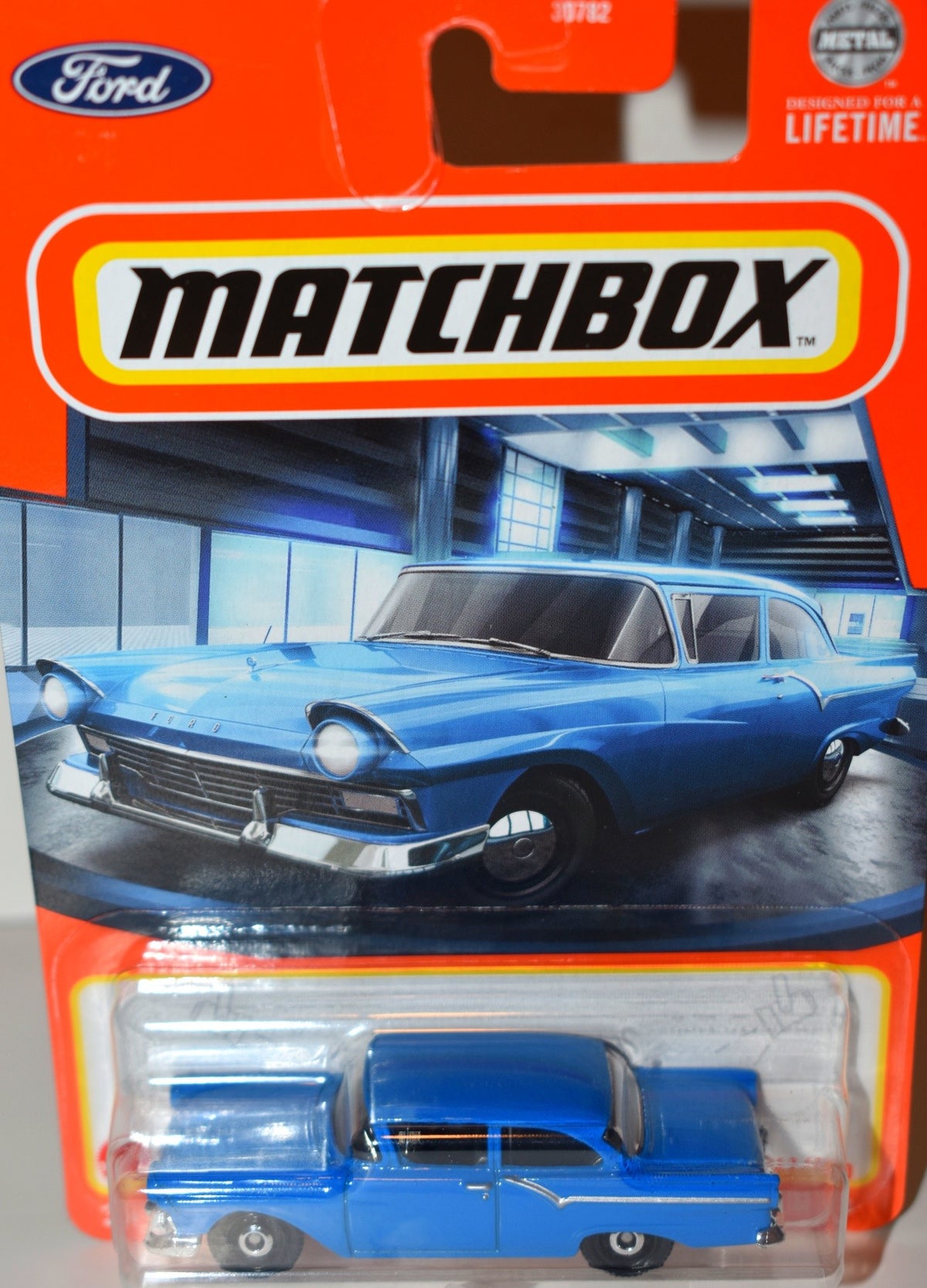 Matchbox 1957 Ford Custom 300 2 Door Post Sedan