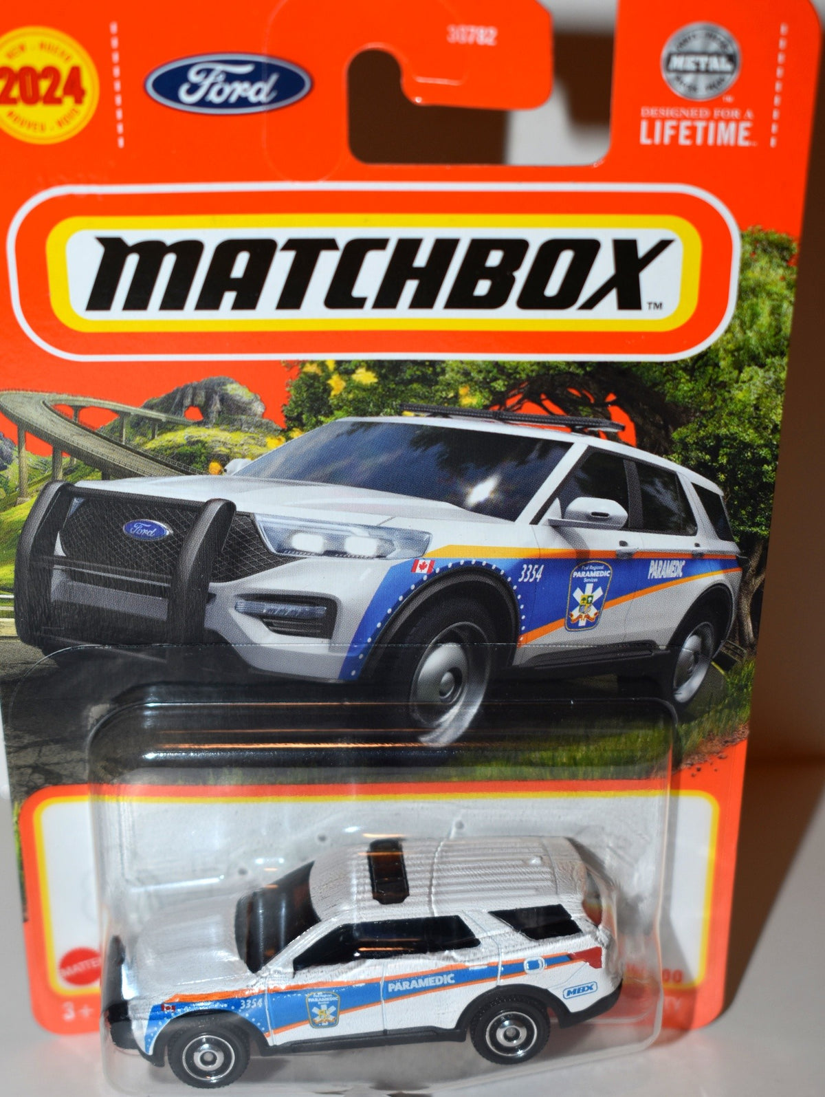 Matchbox  - Paramedics Ford Interceptor Utility Truck