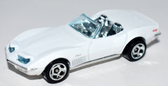 Hot Wheels -   1972 Chevrolet Corvette Convertible (Lights Up)