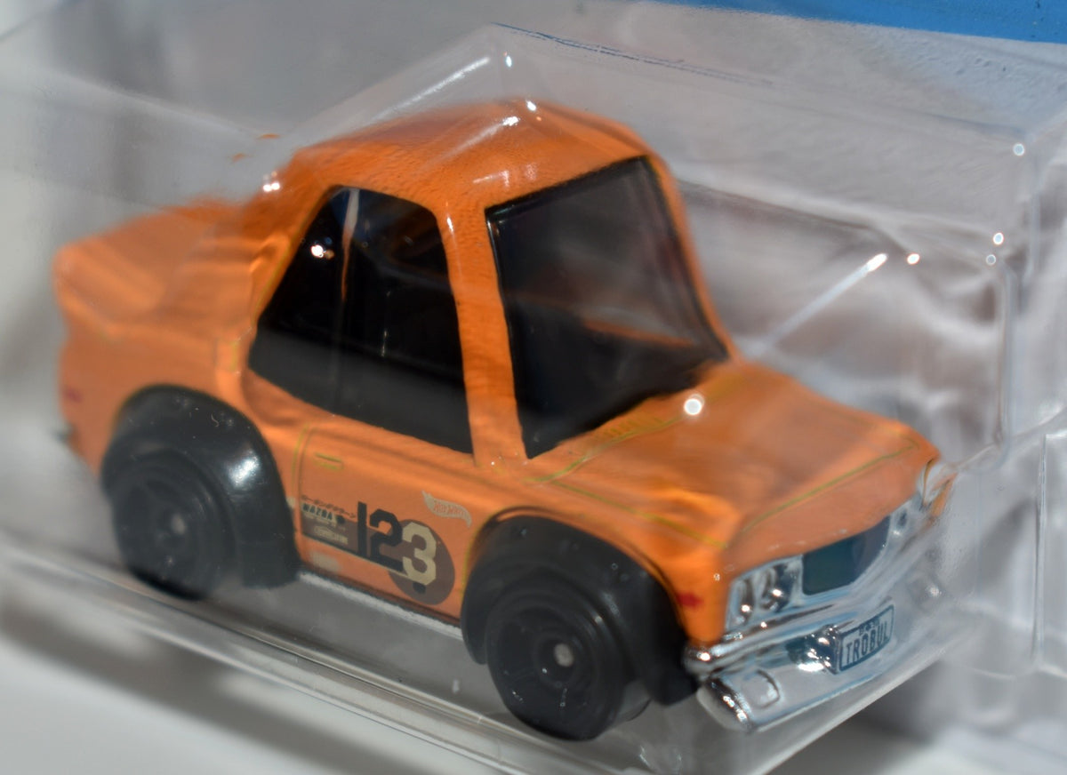 Hot Wheels   Mazda 3 - Tooned