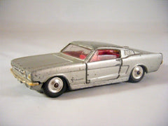 Corgi (320A-6) Ford Mustang Fastback 2+2