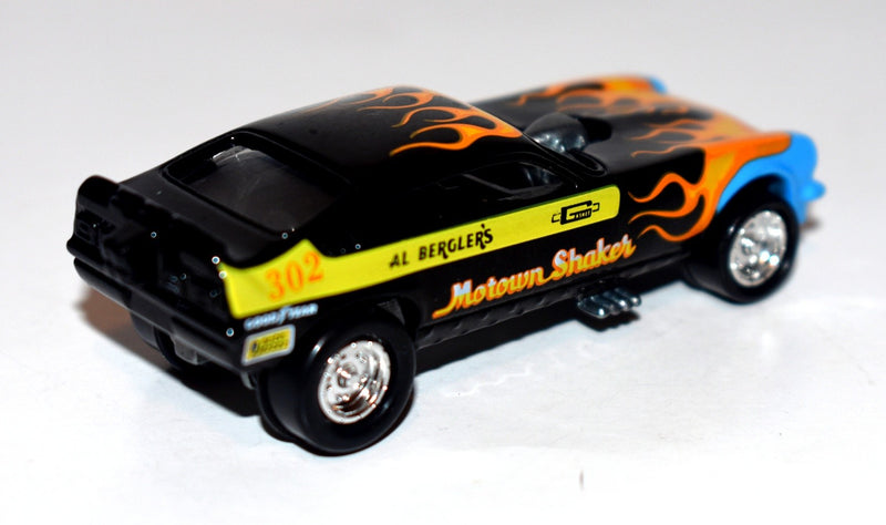 Johnny Lightning Dragsters USA - Motown Shaker - 1971 Chevrolet Vega NHRA Funny Car