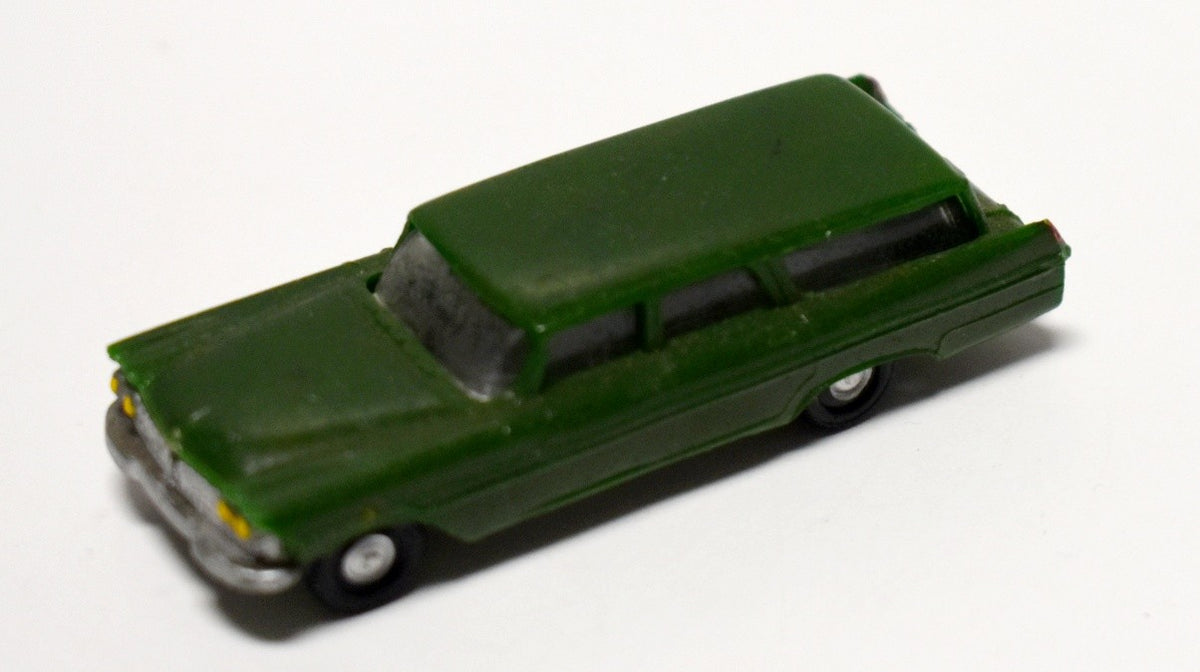 EKO - Plymouth Suburban Station Wagon