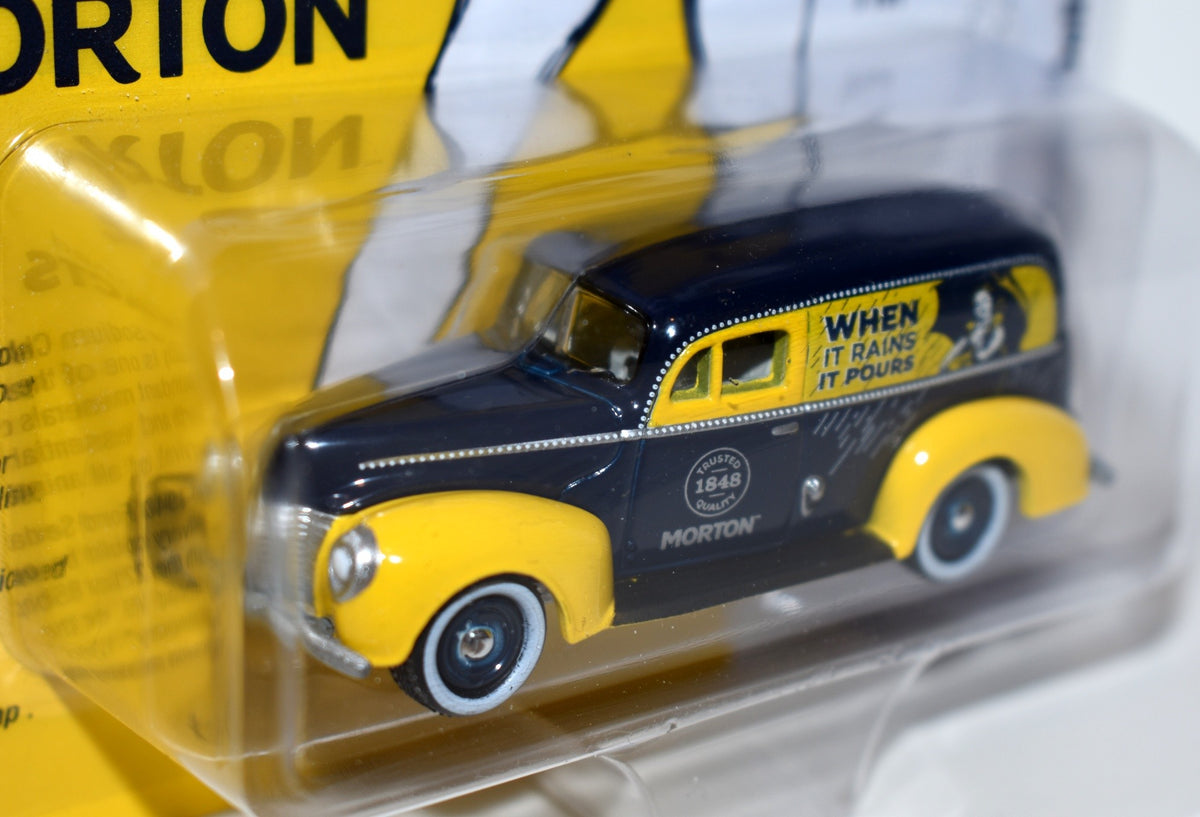 Johnny Lightning Pop Culture - Morton Salt - 1940 Ford Sedan Delivery