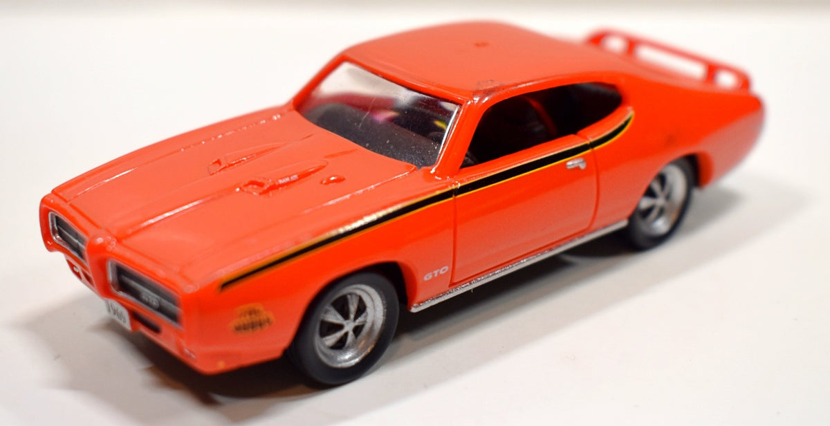 Hallmark - 2000 Christmas Ornaments - 1969 Pontiac GTO Judge