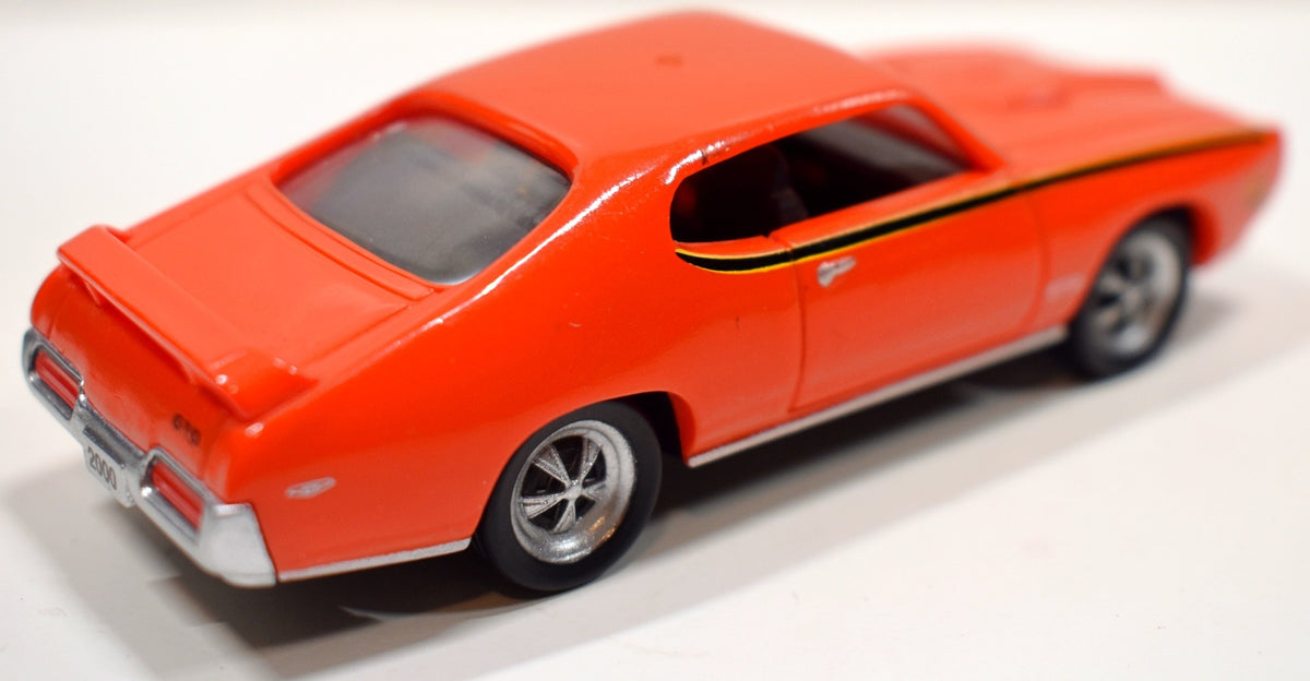 Hallmark - 2000 Christmas Ornaments - 1969 Pontiac GTO Judge